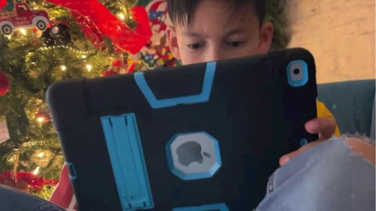 Santa's Electronics Call for Parental Guidelines This Christmas