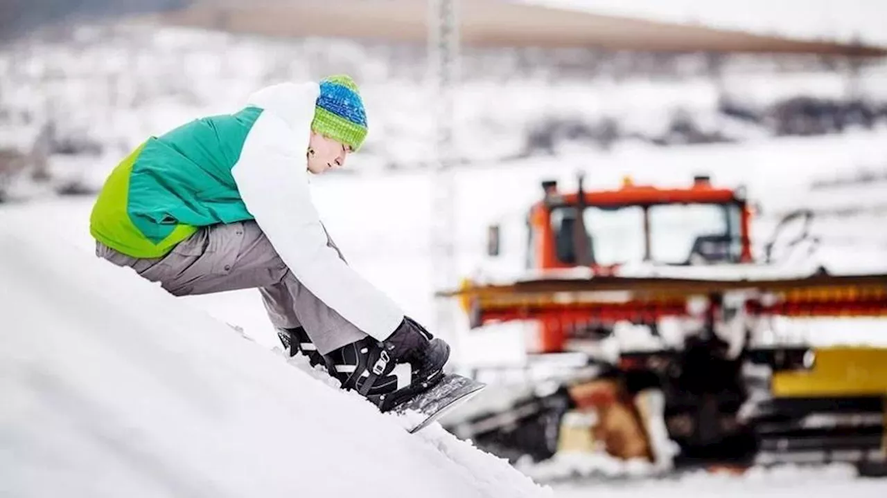 Finding the Perfect Fit: Men's Snowboard Boots