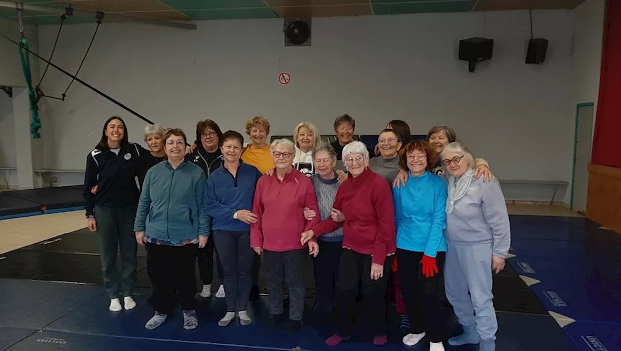 Arlette, 88 ans, découvre le rugby et trouve la joie de vivre