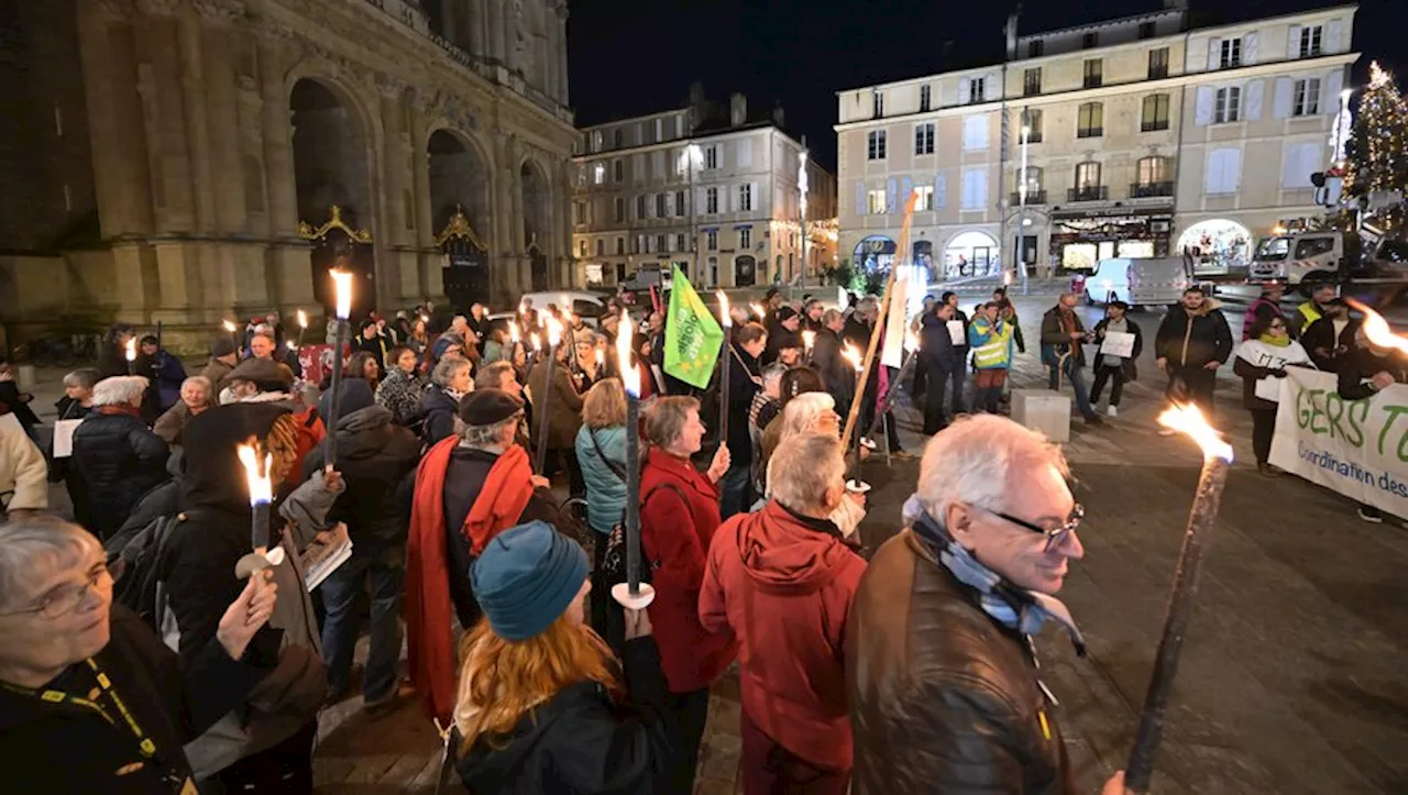 'Les migrants ne sont pas le problème' : une centaine de Gersois mobilisés pour une marche solidaire