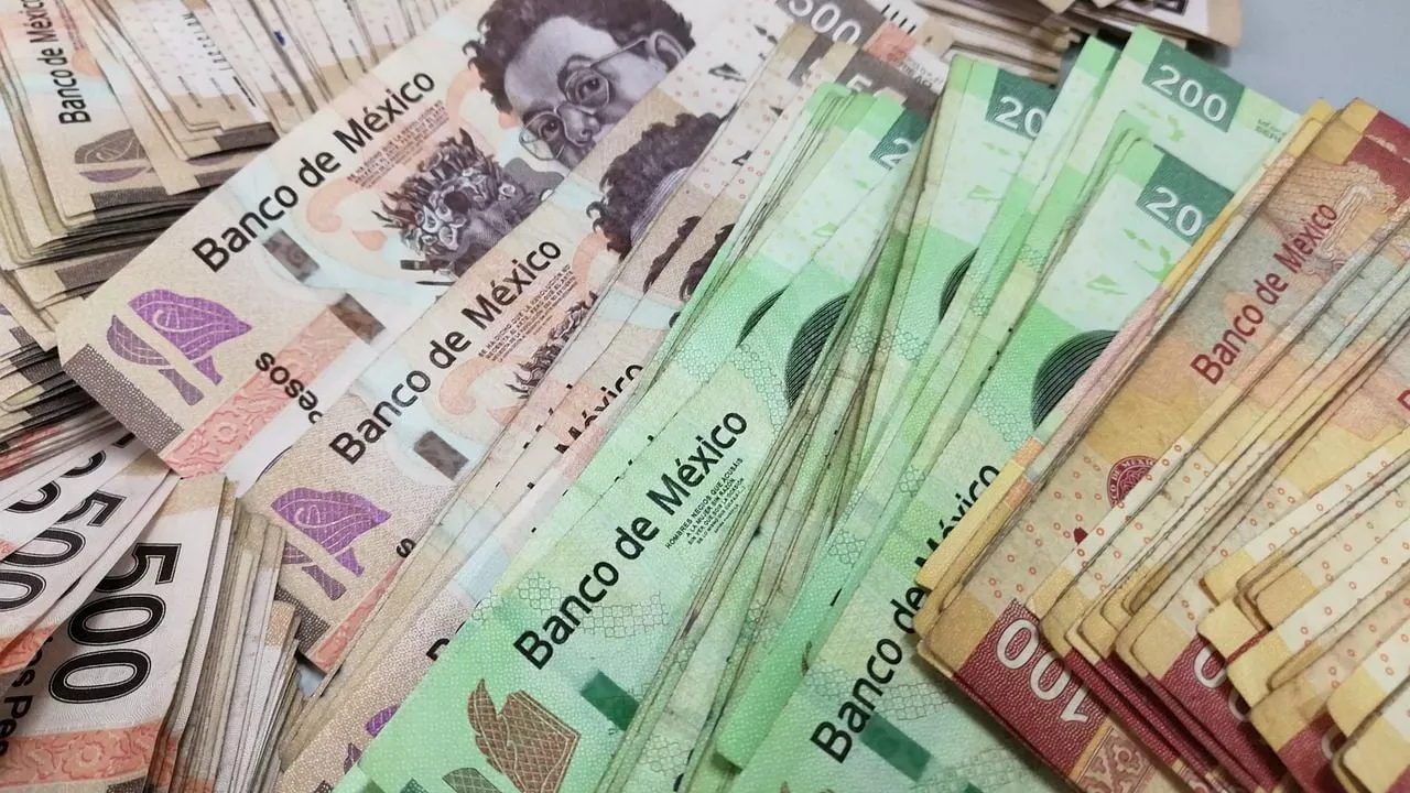 Salario mínimo en México aumentará un 12% a partir de 2025