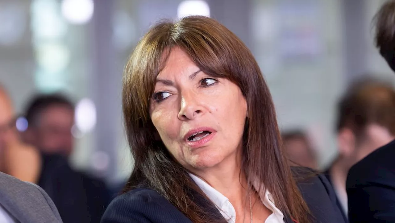 Controverse autour du voyage d'Anne Hidalgo à Tahiti