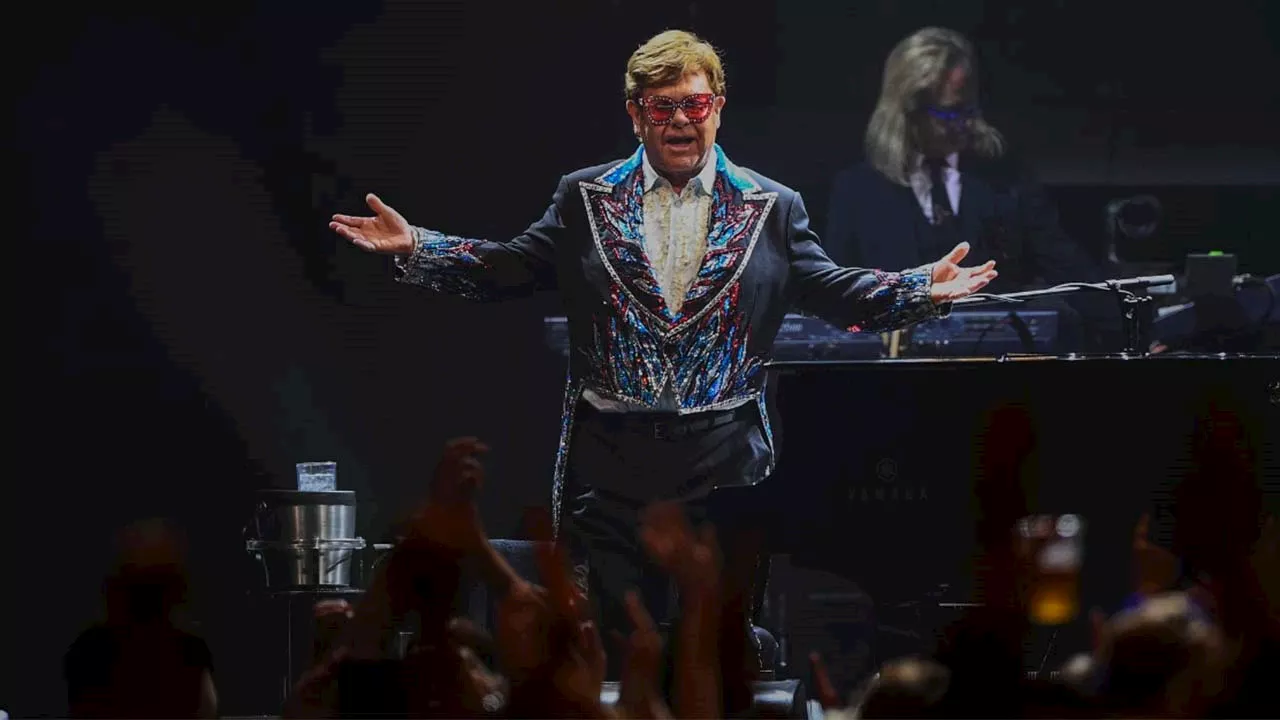 La marihuana puede ser una «puerta de entrada» a otras drogas: Elton John en contra de la legalización de este narcótico