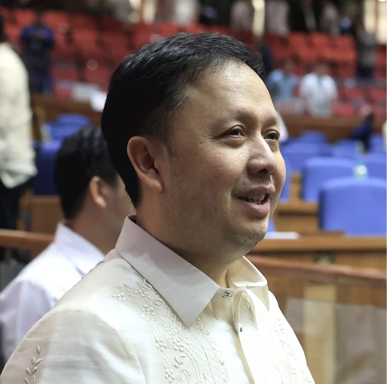 House Committee Backs Marcos Jr.'s Delay in Signing 2025 Budget