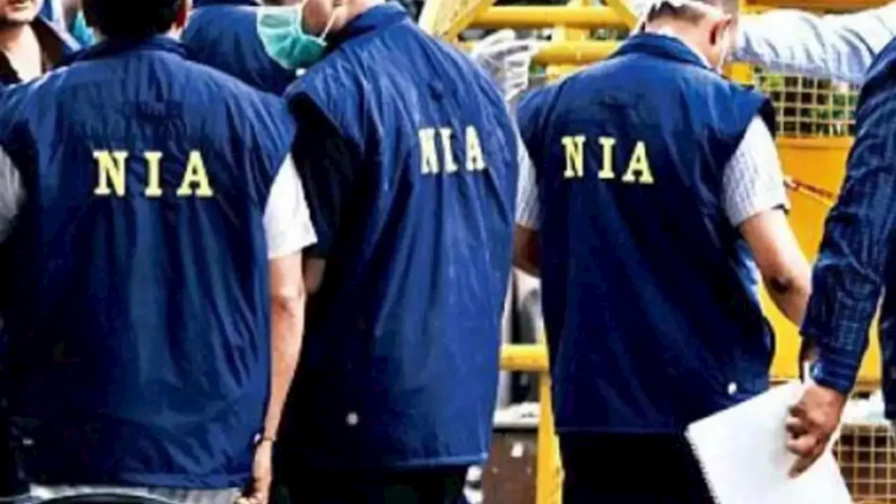 NIA एके-47 तस्करी मामले में चार राज्यों में छापेमारी