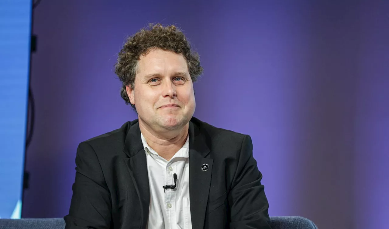 Rocket Lab CEO Juggles Billionaire Life with Family Time