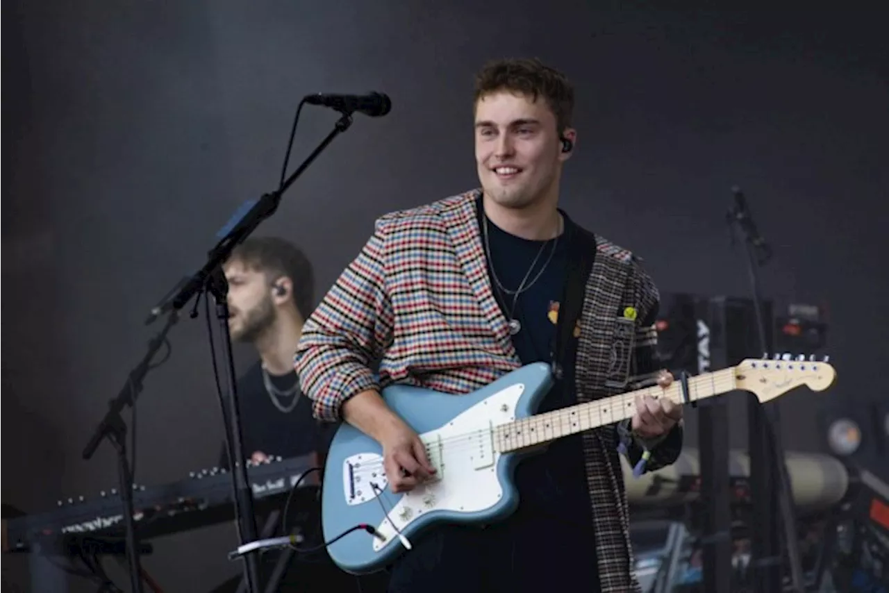 Sam Fender Stopt Met Optreden Door Stemproblemen