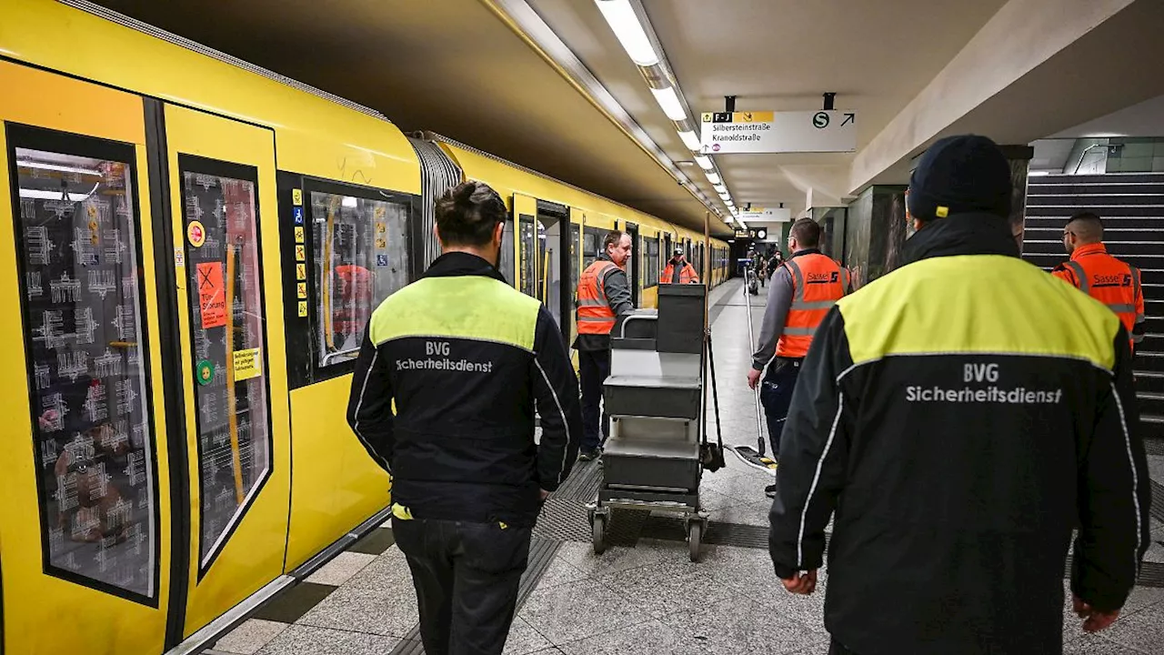 BVG-Reinigungsteams auf weiteren U-Bahnlinien