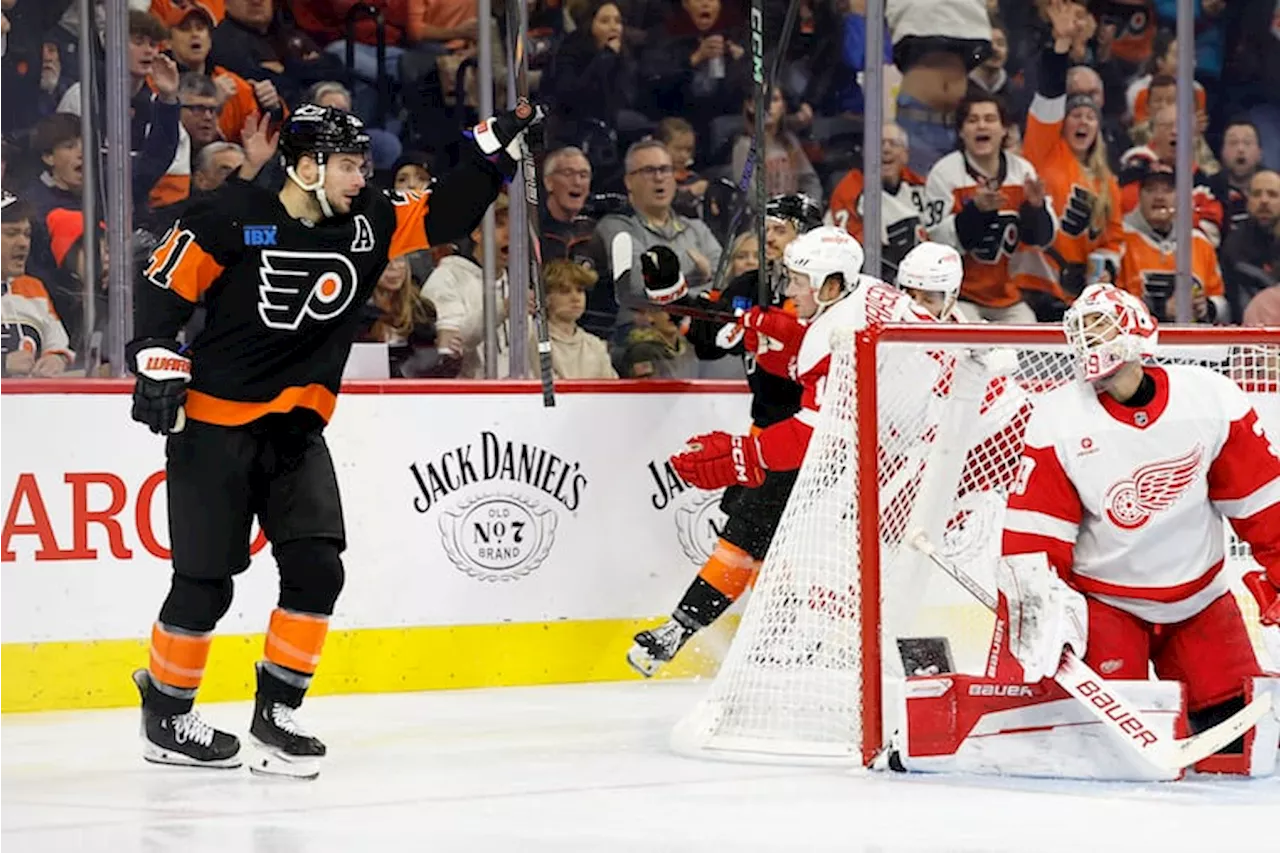 Scott Laughton Finds Success on Wing for Flyers