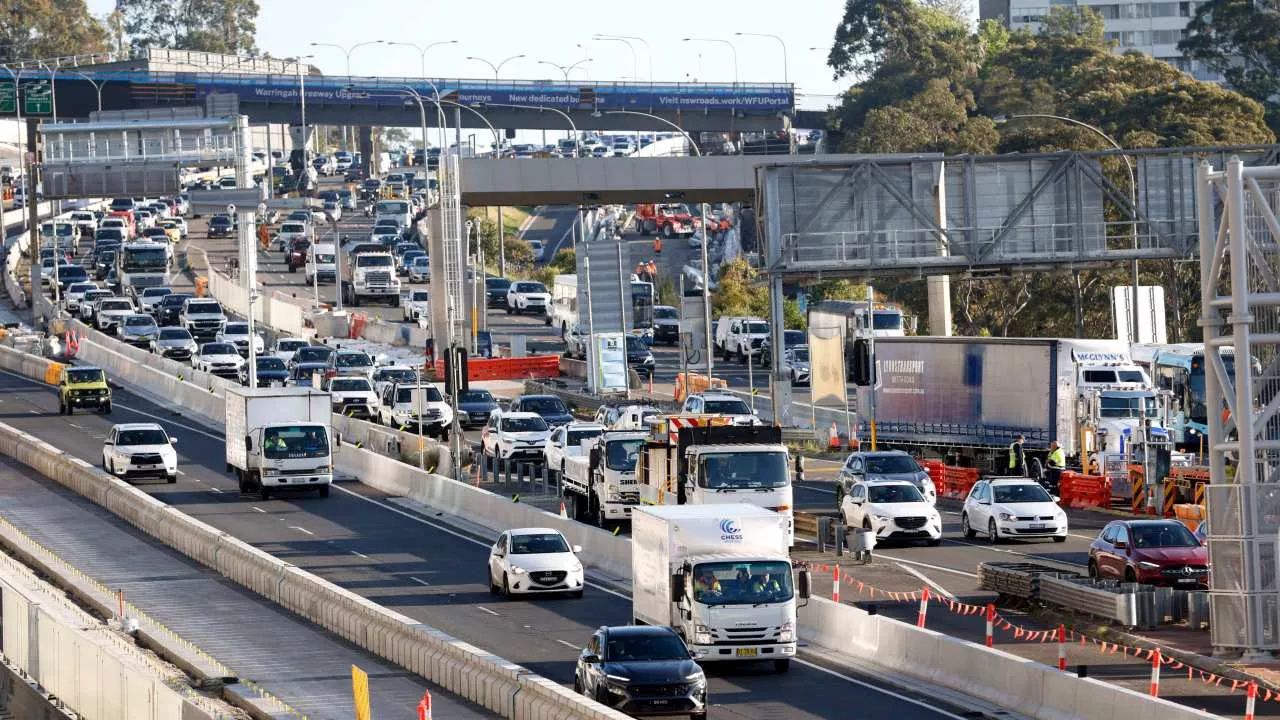 Sydney Gridlocked by Crash and Breakdown