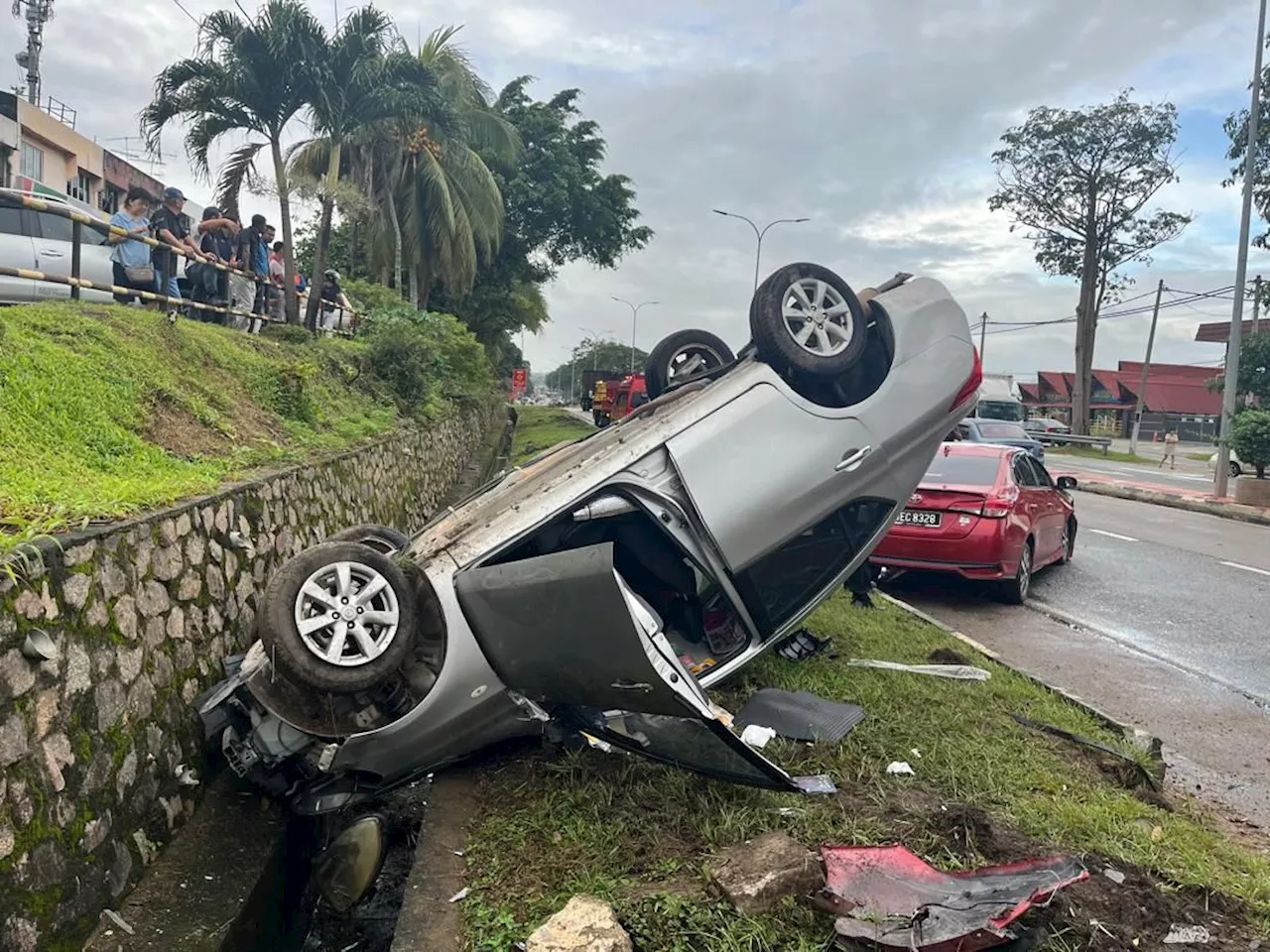 Senior Citizen Killed in Kluang Road Accident