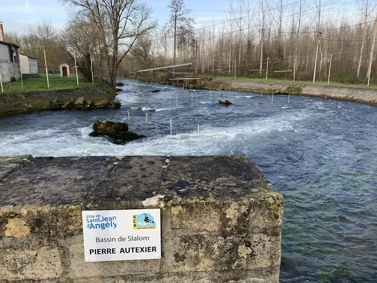 Saint-Jean-d’Angély : le stade d’eaux vives baptisé Pierre-Autexier