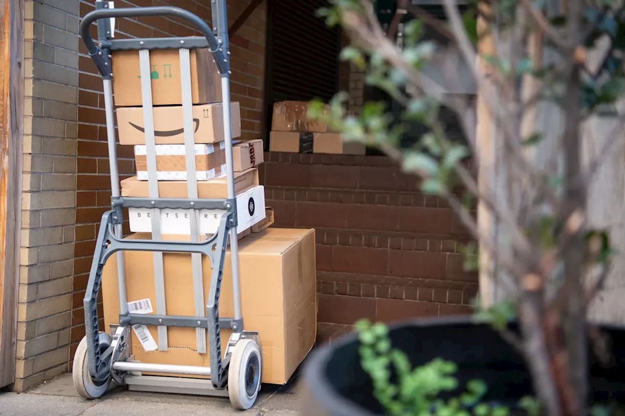 Warnstreiks in der Paketbranche vor Weihnachten drohen