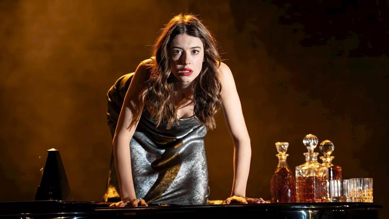 Tennessee Williams' Cat on a Hot Tin Roof at the Almeida: A Family Feud Fueled by Unrequited Love