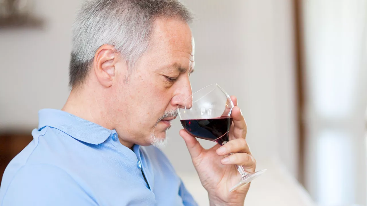 Wine May Lower Heart Attack Risk, Study Says