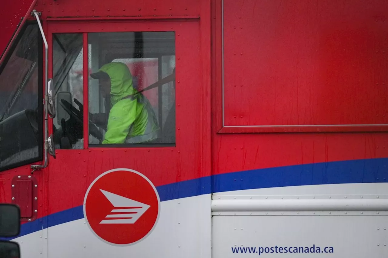 Canada Post Promises Santa Letters Delivery by Christmas Eve