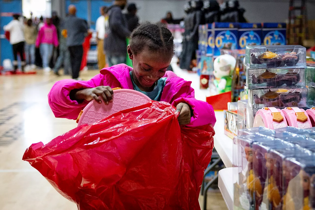 MUAVI's Toy Drive Brings Holiday Cheer to Families Impacted by Incarceration