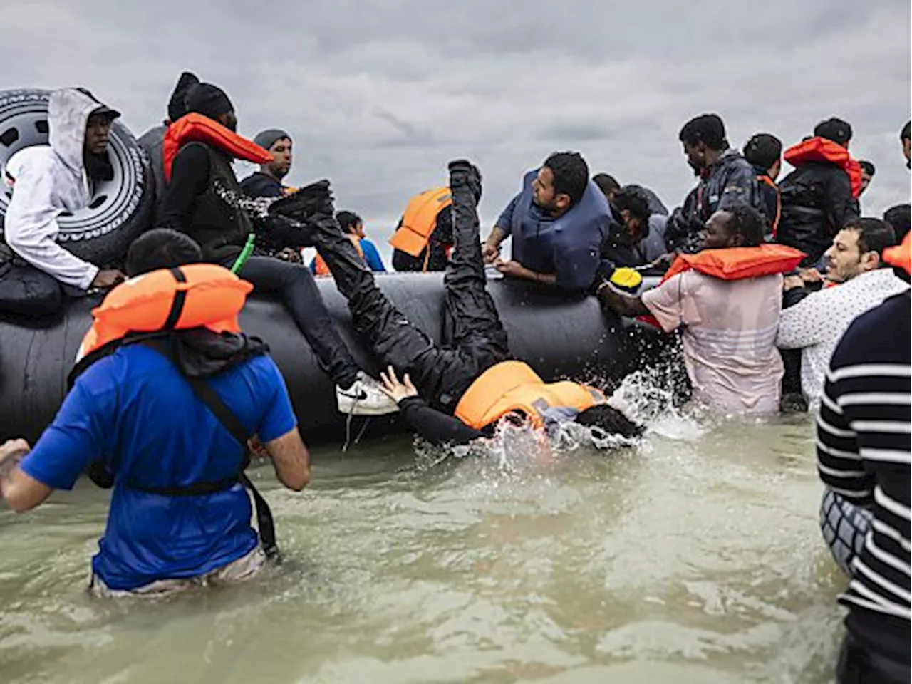 Mindestens 20 Migranten bei Bootssunkenes vor Tunesien ums Leben gekommen