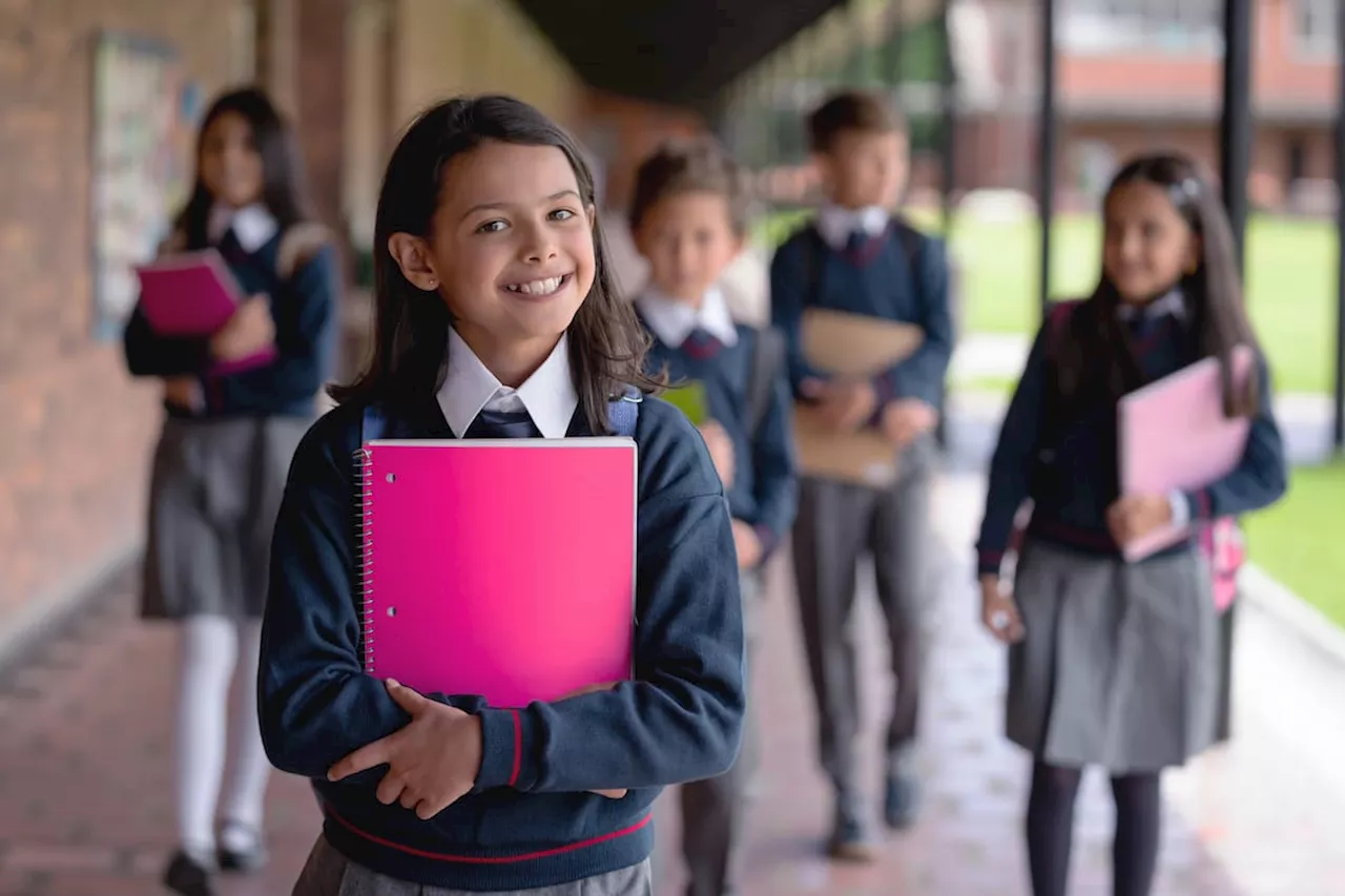 Calendario escolar del 2025: fechas oficiales de estudio y vacaciones en Bogotá