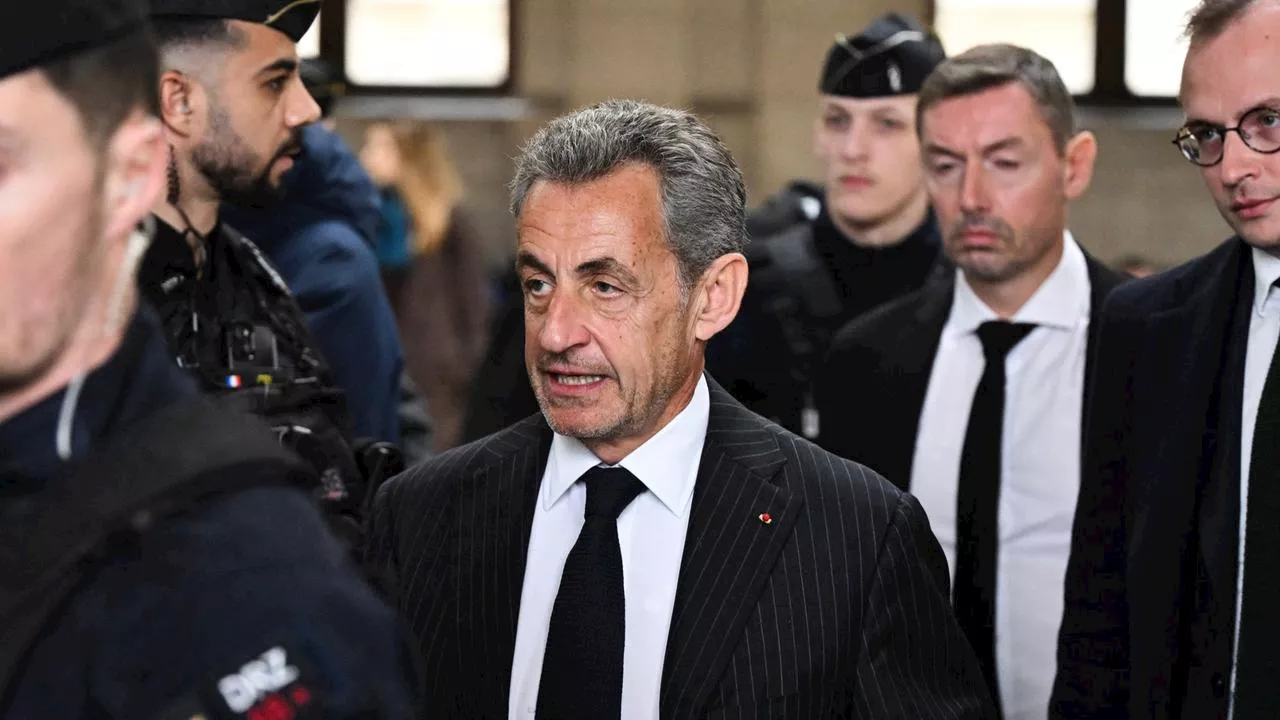 Sarkozy muss ein Jahr Fußfessel tragen