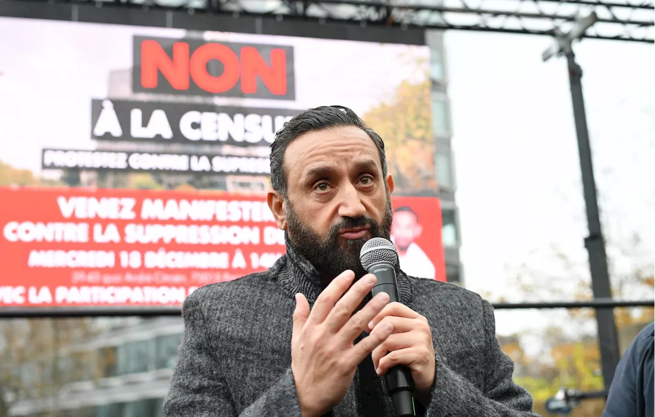 Cyril Hanouna se rallie à des manifestants contre l'exclusion de C8 de la TNT