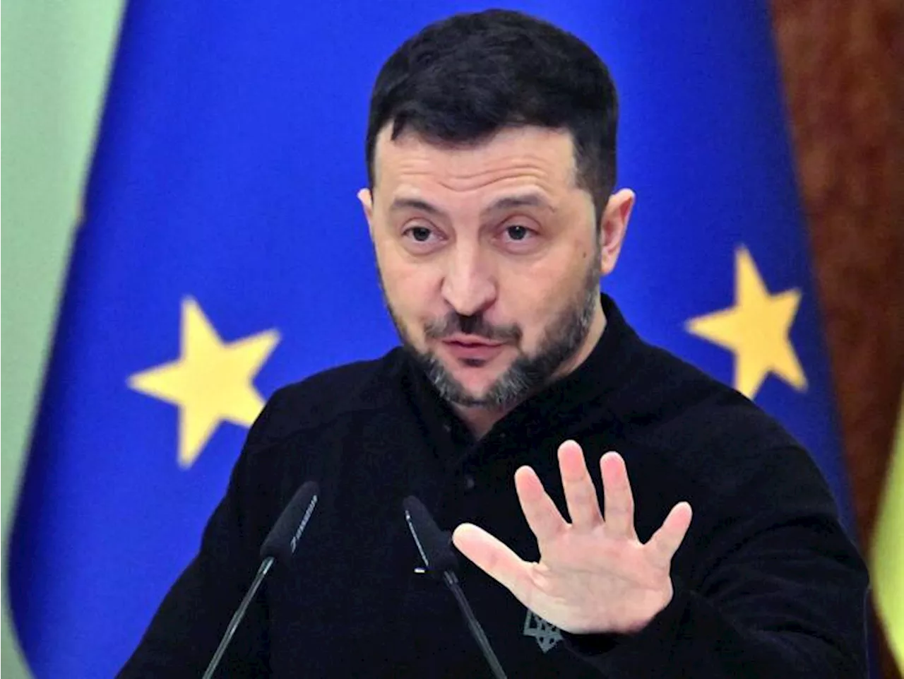 Zelensky incontra i leader Ue: 'La Nato è la vera garanzia per l'Ucraina'