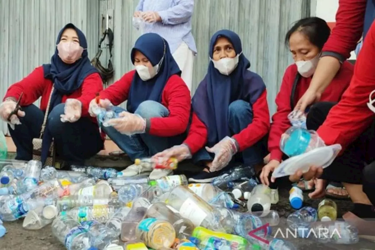 Suku Dinas Lingkungan Hidup Jaksel Sosialisasi Retribusi Kebersihan