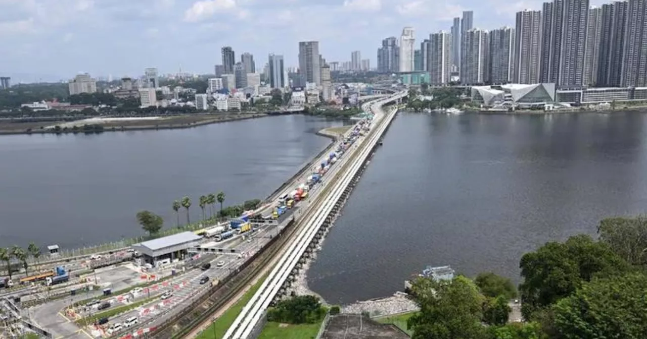 Heavy Traffic Expected at Singapore Land Checkpoints for Year-End Holidays