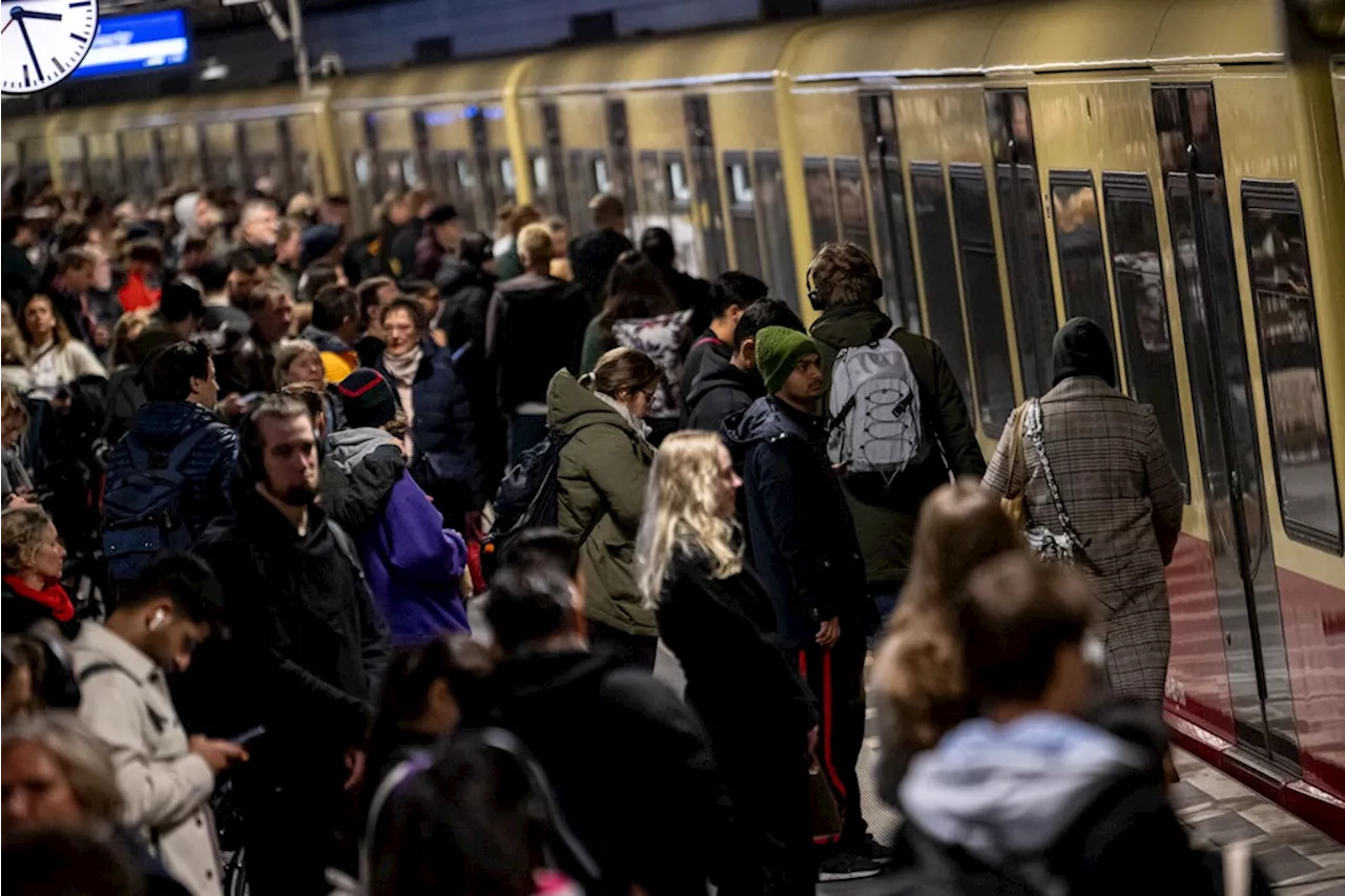 Höhere Preise für Bus und Bahn in Berlin-Brandenburg: So viel kosten Tickets ab 2025