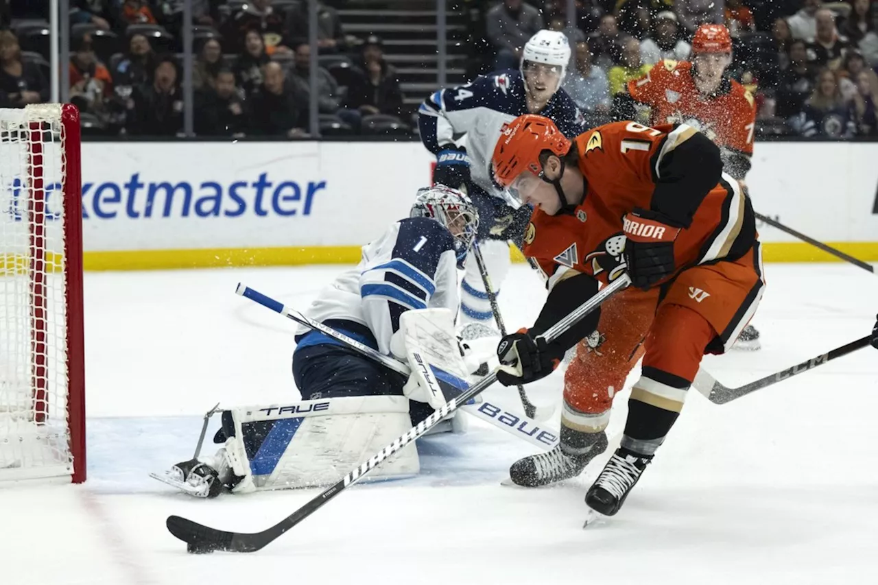 Ducks Rally Past Jets, Winning in Regulation for First Time in Three Weeks