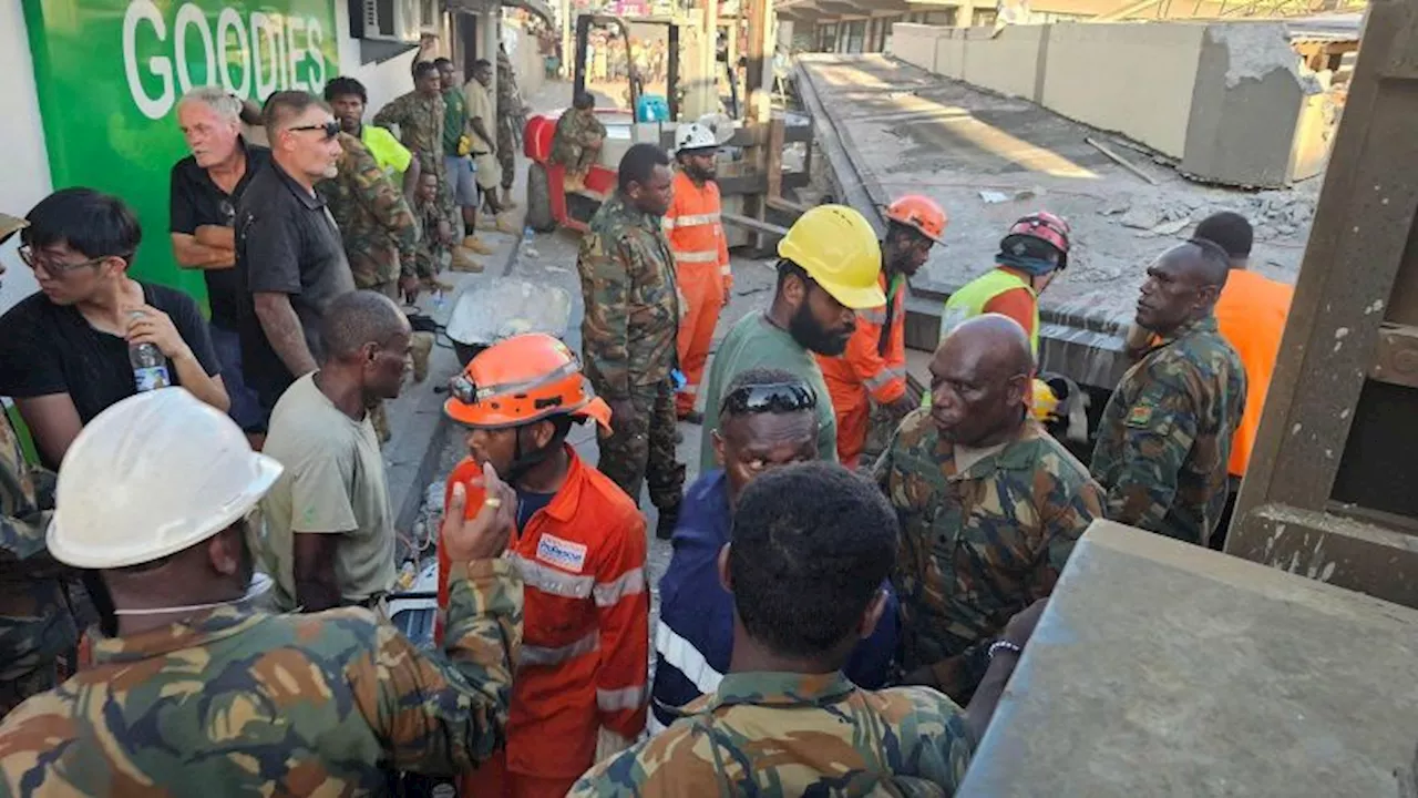 Vanuatu Quake Kills at Least Nine, Leaves Thousands Trapped