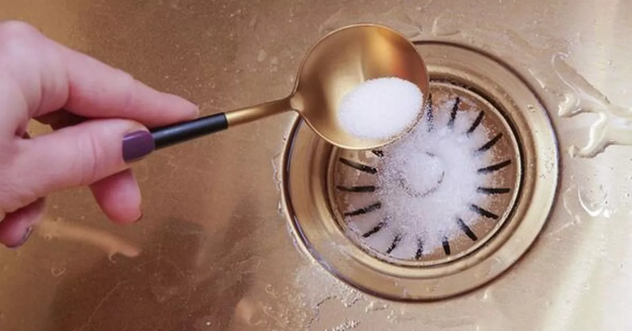 DIY Drain Unblocker: Salt, Vinegar, and Baking Soda Hack