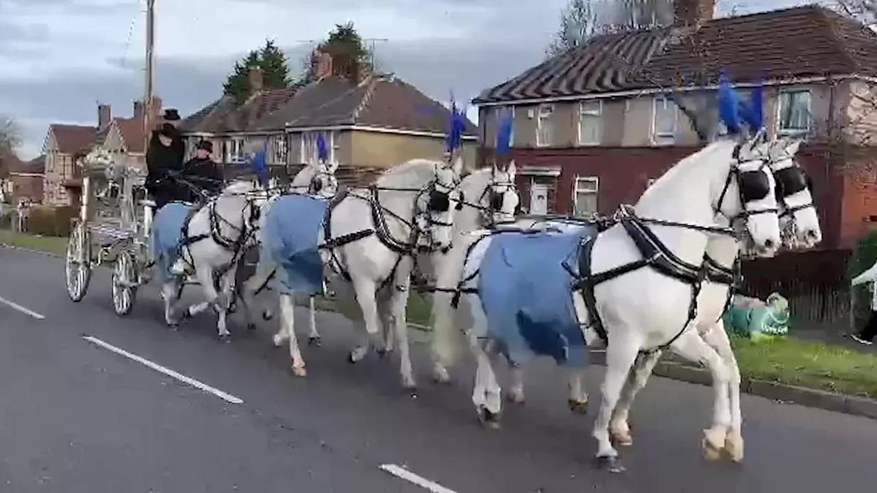 Traveller King's Brother Buried Next to Britain's Biggest Gravestone