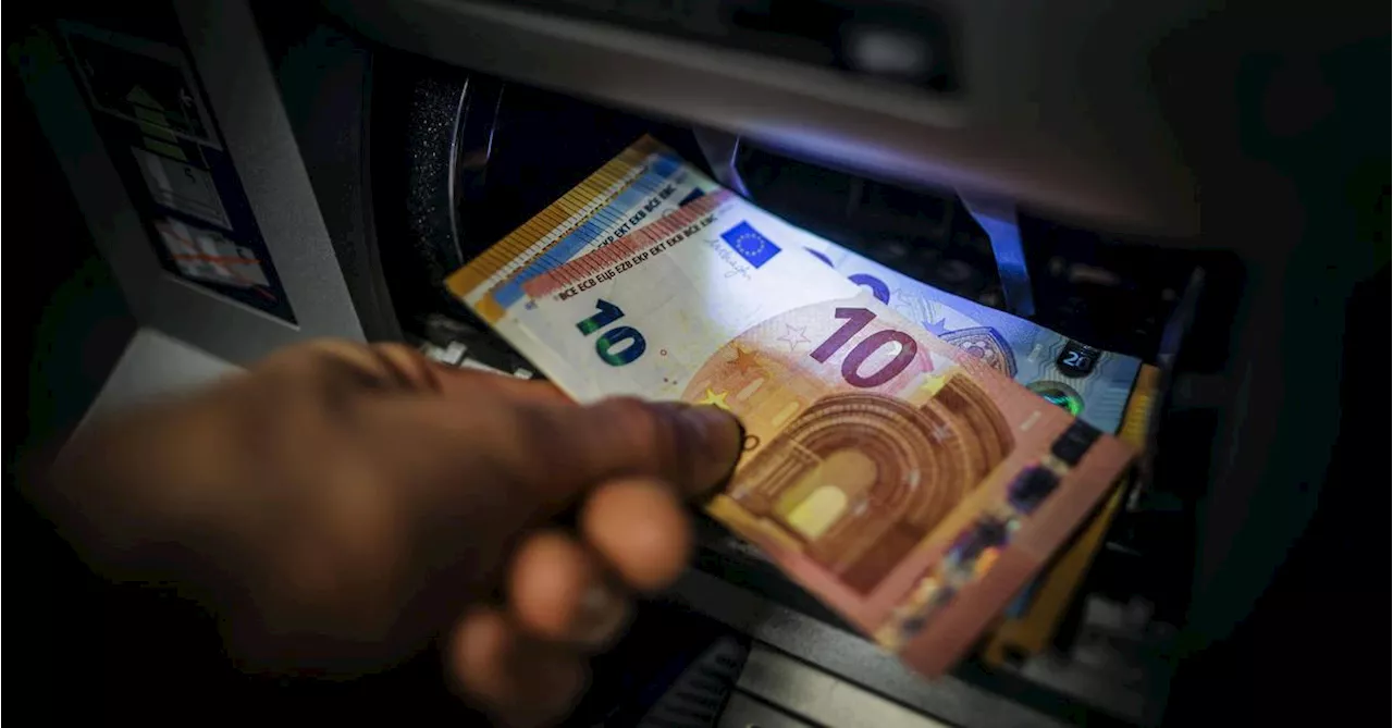 Bargeld Behält in Europa Vorherrschaft, Doch Kartenzahlungen Steigen