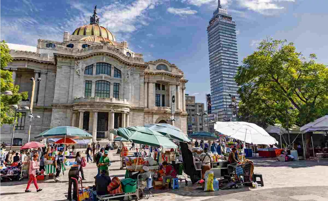 Policías ejecutan operativo “Reordenamiento del comercio en vía pública”; retiran a comerciantes ambulantes de Bellas Artes