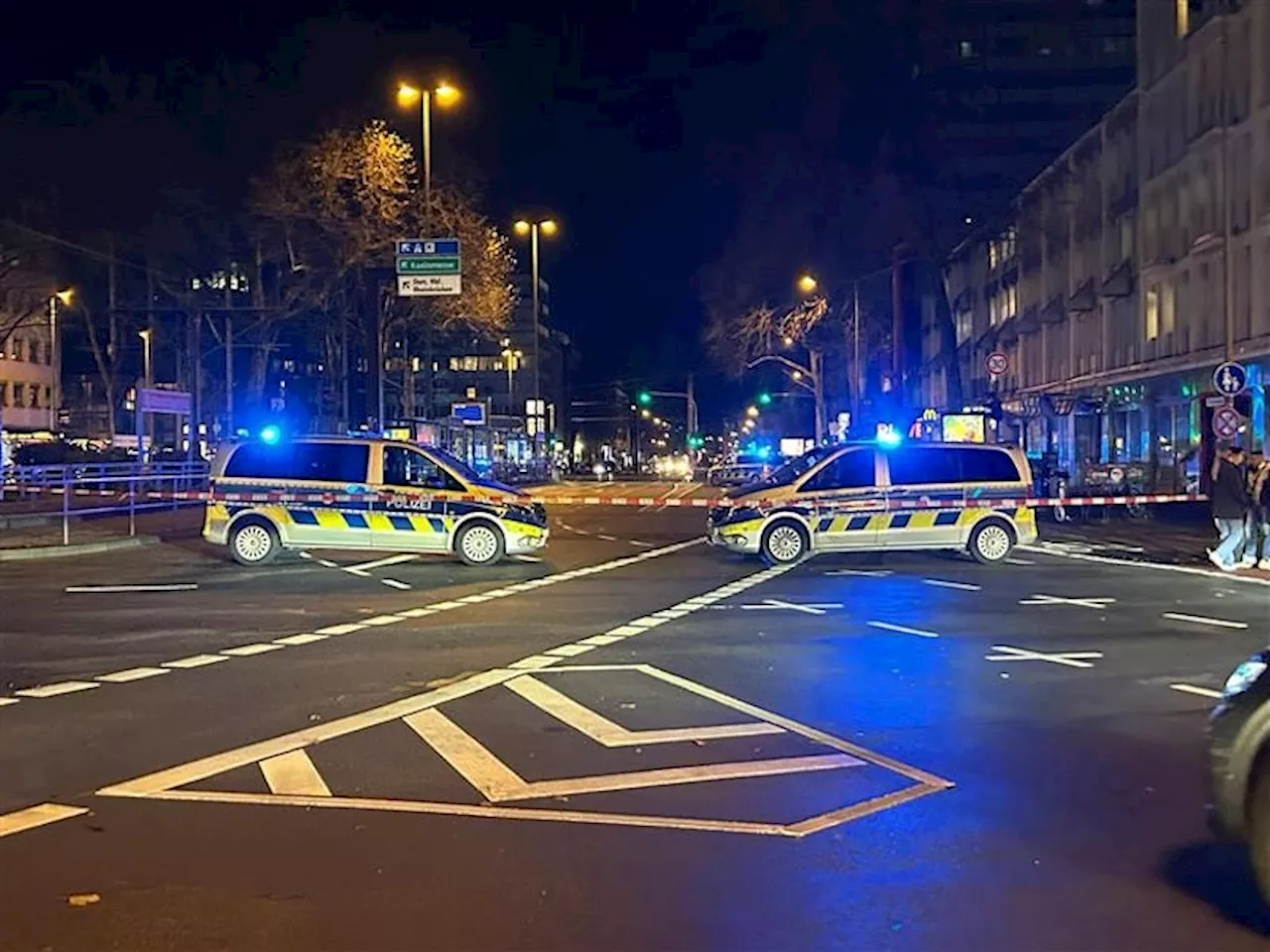 Kölner Polizei räumt Rewe-Markt nach herrenlosem Koffer