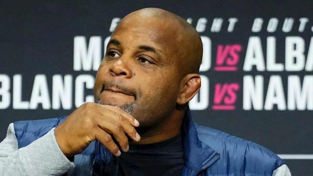 Daniel Cormier Calls Out Fading UFC Vet ‘In The Middle Of A Downfall’