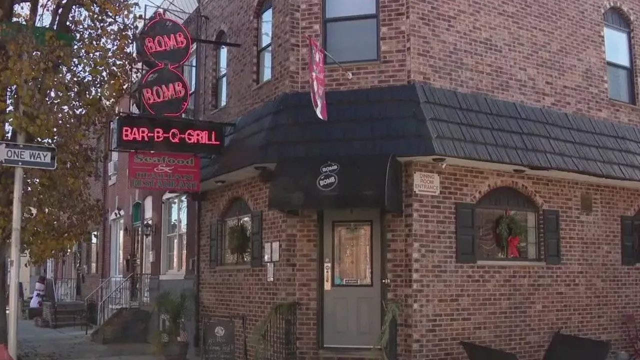 Bomb Bomb Bar-B-Q Grill to Close After 72 Years