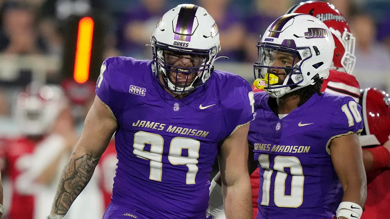 James Madison Dukes Defensive Lineman Celebrates Sack With UFC-Inspired Move