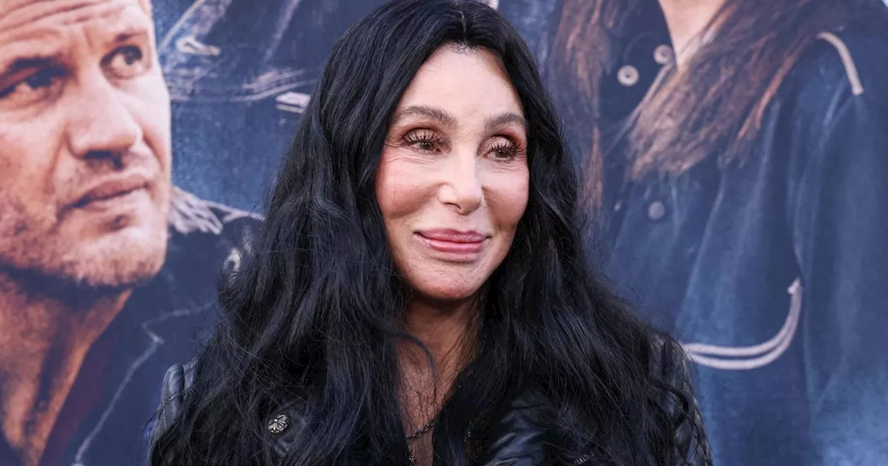 Cher révèle son amitié avec Brigitte Bardot et son amour pour la France