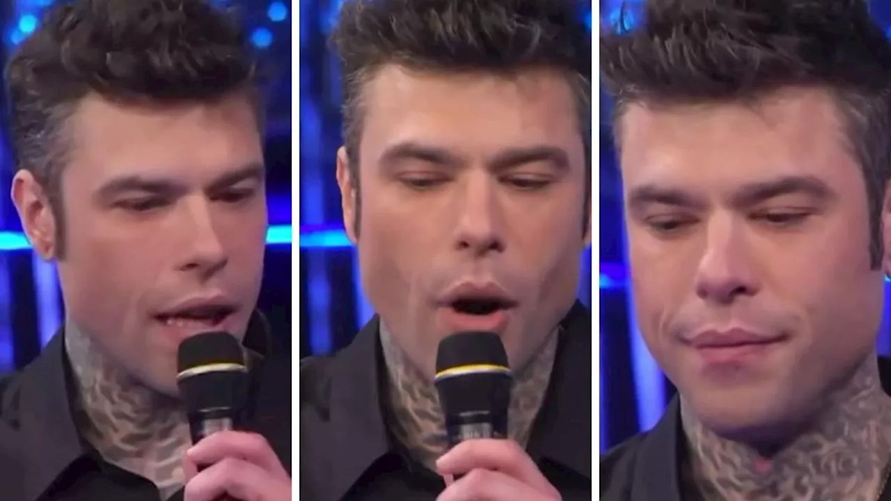 Fedez a Sanremo con un'aria malinconica