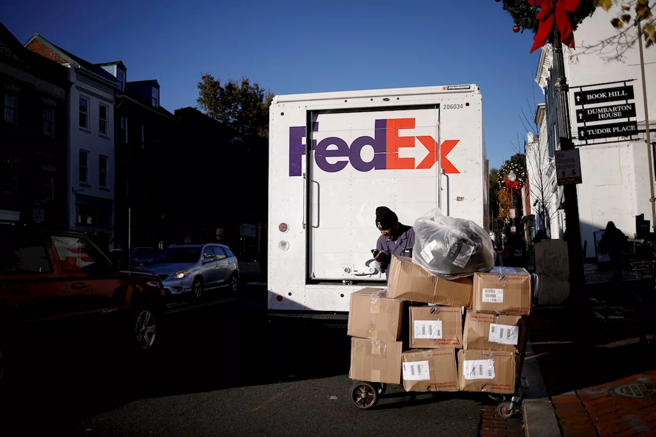 FedEx to Spin Off Freight Division, Shares Surge