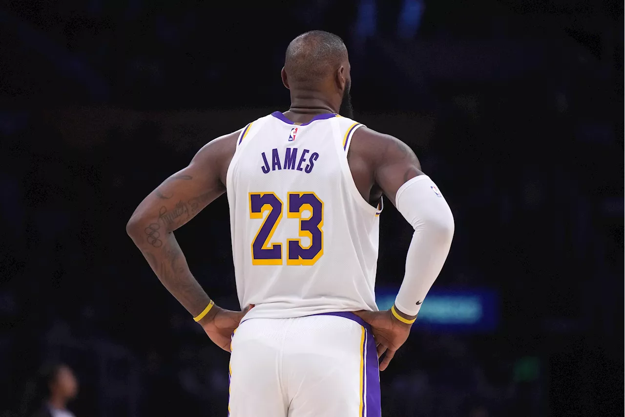 LeBron James' Status Up in Air as Lakers Face Kings