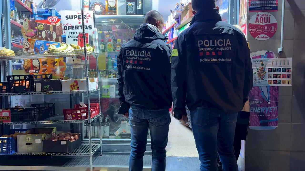 Mossos denuncian a 53 establecimientos por vender alcohol a menores en Barcelona