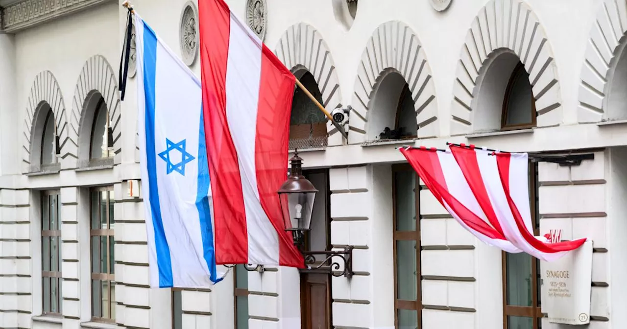 Israelische Flagge vor Wiener IKG heruntergerissen und beschädigt