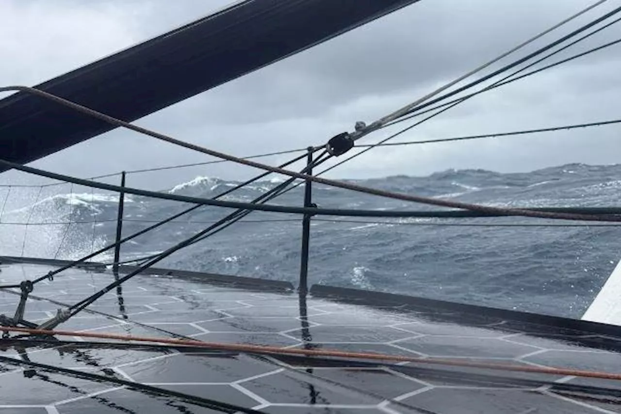 Charlie Dalin reprend l'avantage dans le Vendée Globe