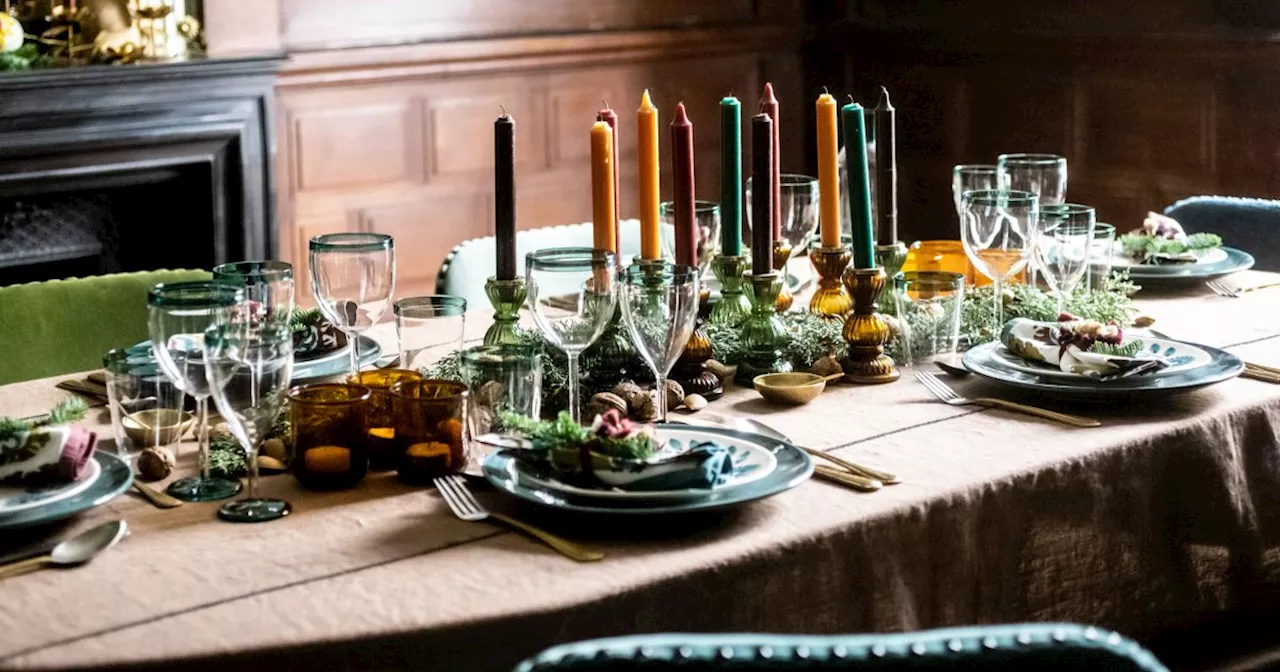 Vaisselle de Noël : Des Idées pour une Table Festive