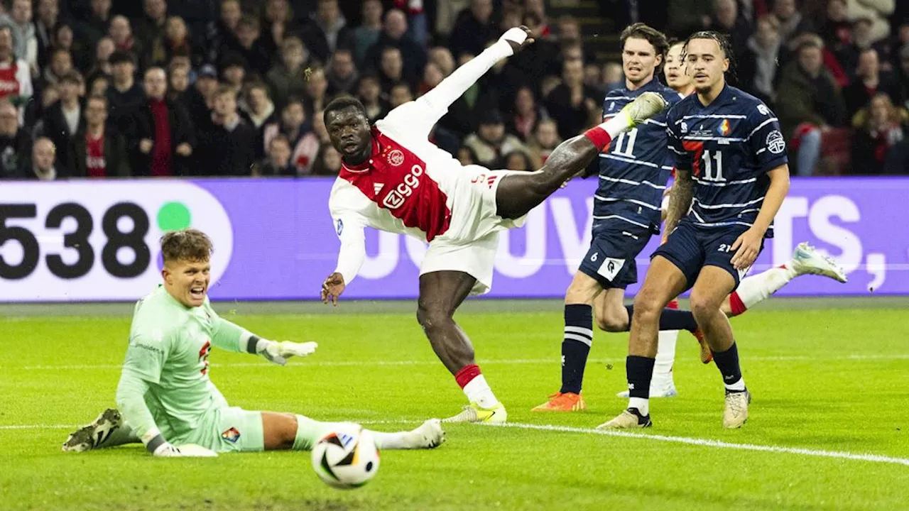 Ajax-Telstar 0-0: Saaie strijd in Amsterdam