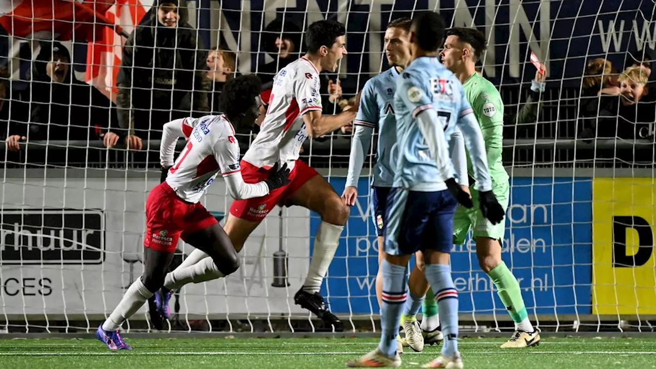 Bekerstunt in de maak? Amateurs Noordwijk op 2-1 tegen Willem II • Ajax met Brobbey