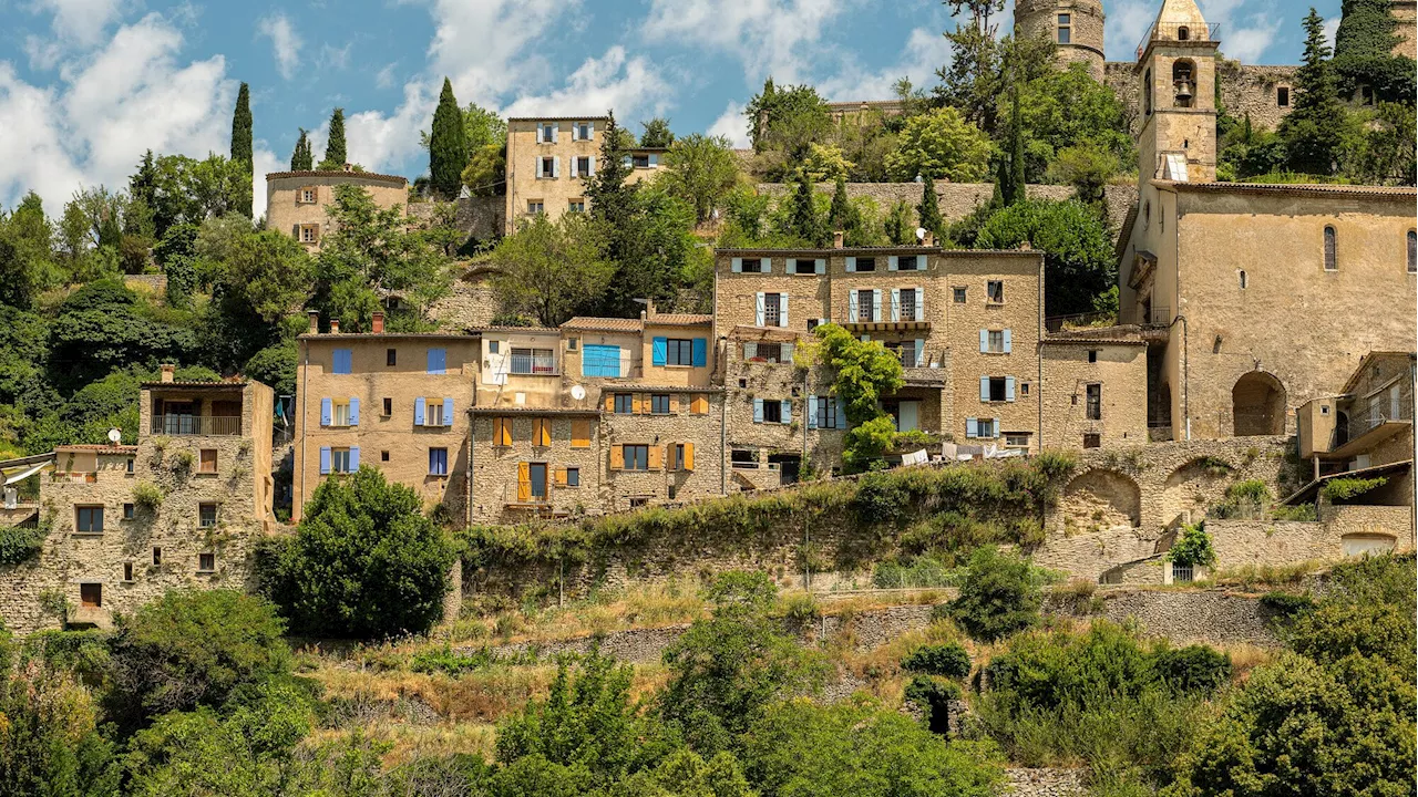 Montbrun-les-Bains: Un Village Méditerranéen Magnifique